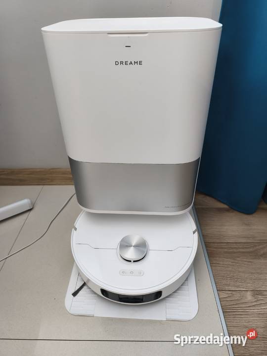 Zaawansowany robot sprzątającomopujący marki AGD drobne