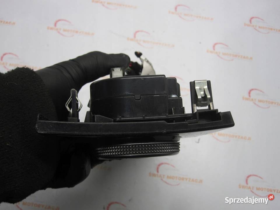 MERCEDES W204 07r panel klimatyzacji 2048308285 Panele sterowania, przełączniki