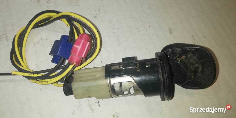 gniazdo 12V RenaultDacia do wielu modeli Układ elektryczny Piotrków Trybunalski