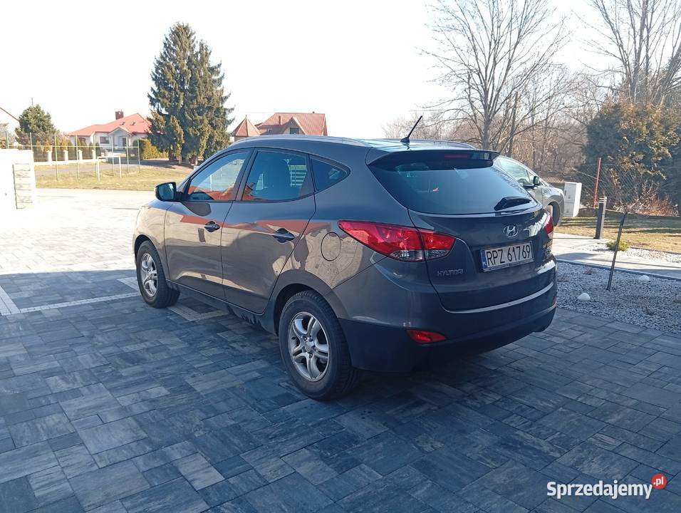 Hyundai IX35 20 CRDi stan idealny ix35 Ubieszyn
