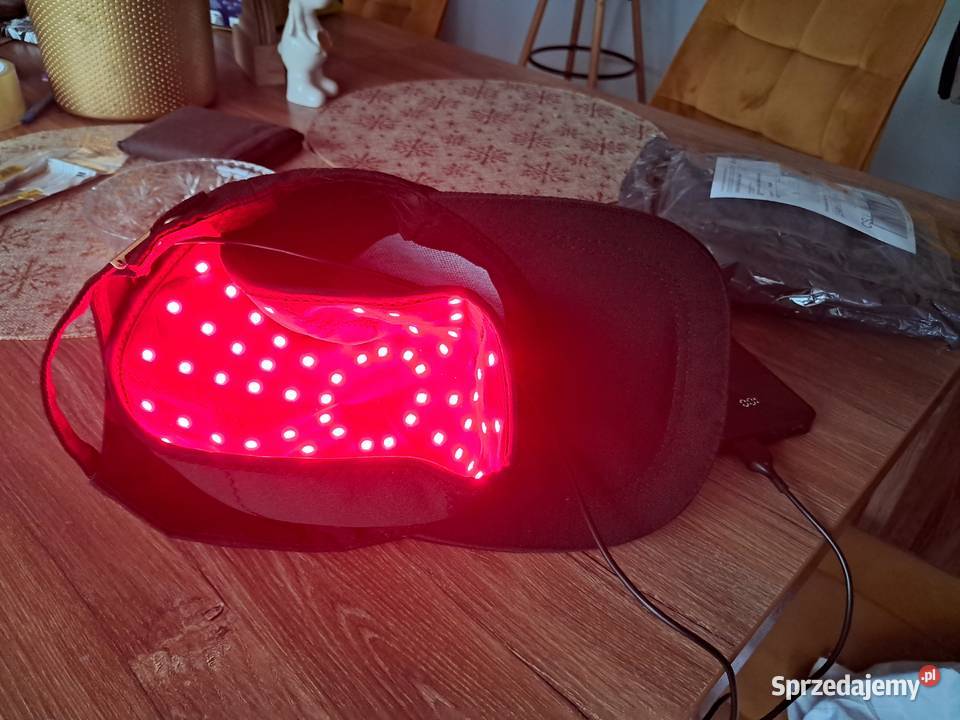 Nowa czapka do terapii światłem zestaw jest Urządzenia Sandomierz