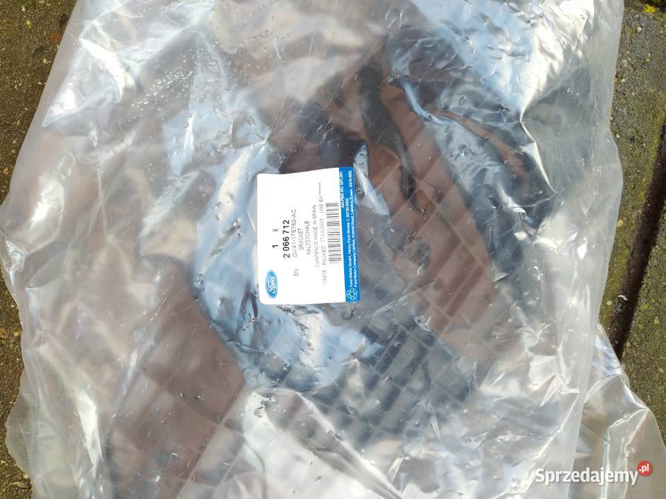 Ślizg zderzaka prawy przodu Ford kuga 2016 osobowe podkarpackie