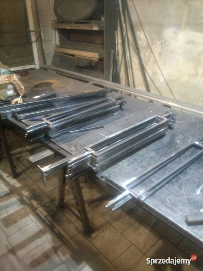 Tralki do balustrad metalowe podlaskie