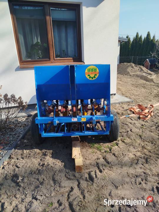 Sadzarka do dymki Krukowiak Siewniki i sadzarki Parysów