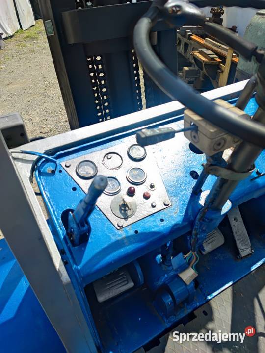 Wózek widłowy Townmotor 45 t 5 ton udźwig LPG