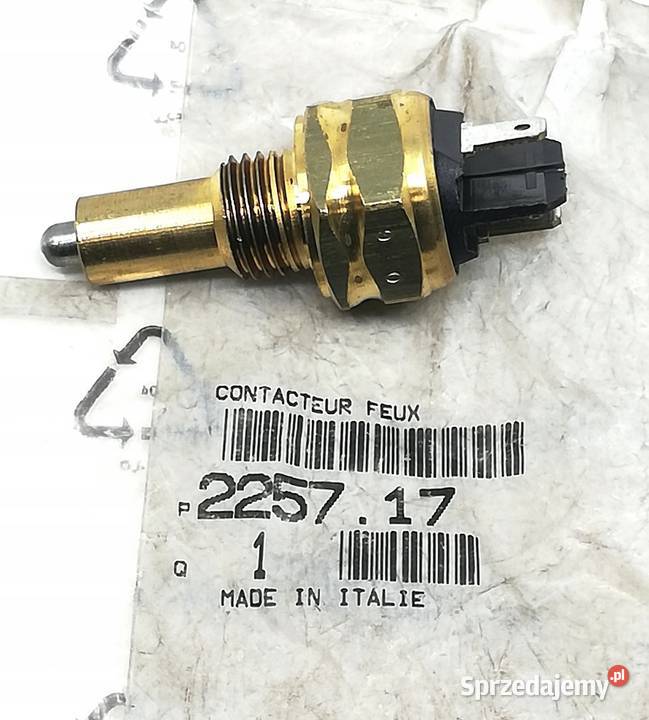 WŁĄCZNIk ŚWIATEŁ COFANIA C15 AX DUCATO 225717 OE Nakło Śląskie