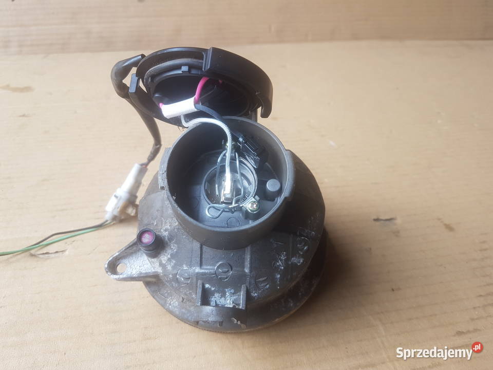 Subaru G3X Justy 0307 OUTBACK IV BR LIFT HALOGEN Uniwersalne dolnośląskie Legnica