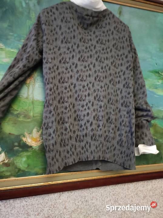 elegancki długi sweter zapinany kardigan Kielce