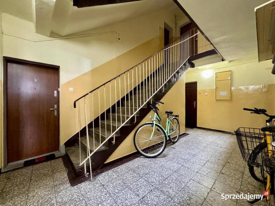 2 pokoje remoncie 1 piętro Balkon Liczba pokoi 2 sprzedam