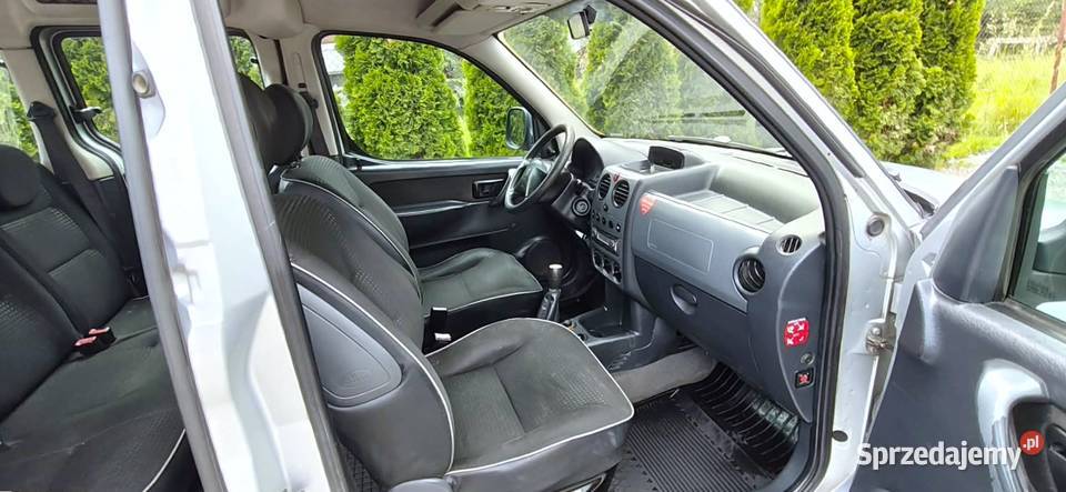 Peugeot Partner Berlingo 2006r 16 HDI Lift 266000km Jasło