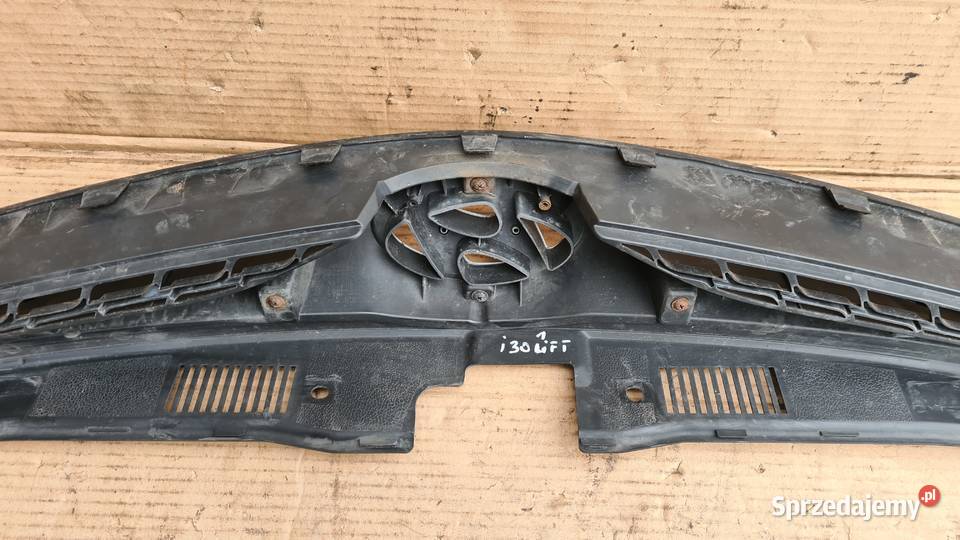 Hyundai I30 cw 1 Lift atrapa przód grill