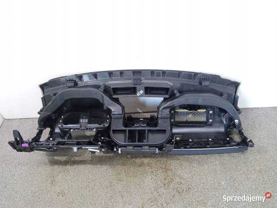 DESKA ROZDZIELCZA KOKPIT PULPIT UK Skoda Karoq I Motoryzacja