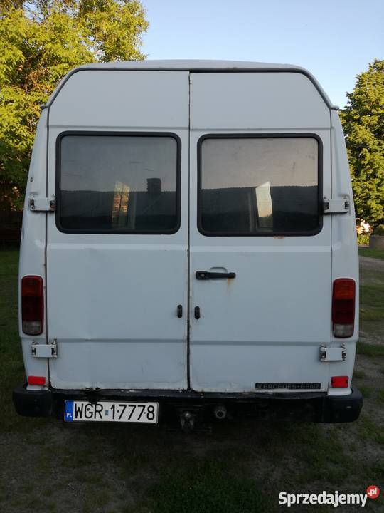 MERCEDES BENZ 208 D KACZKA 23 D diesel Zaborów sprzedam