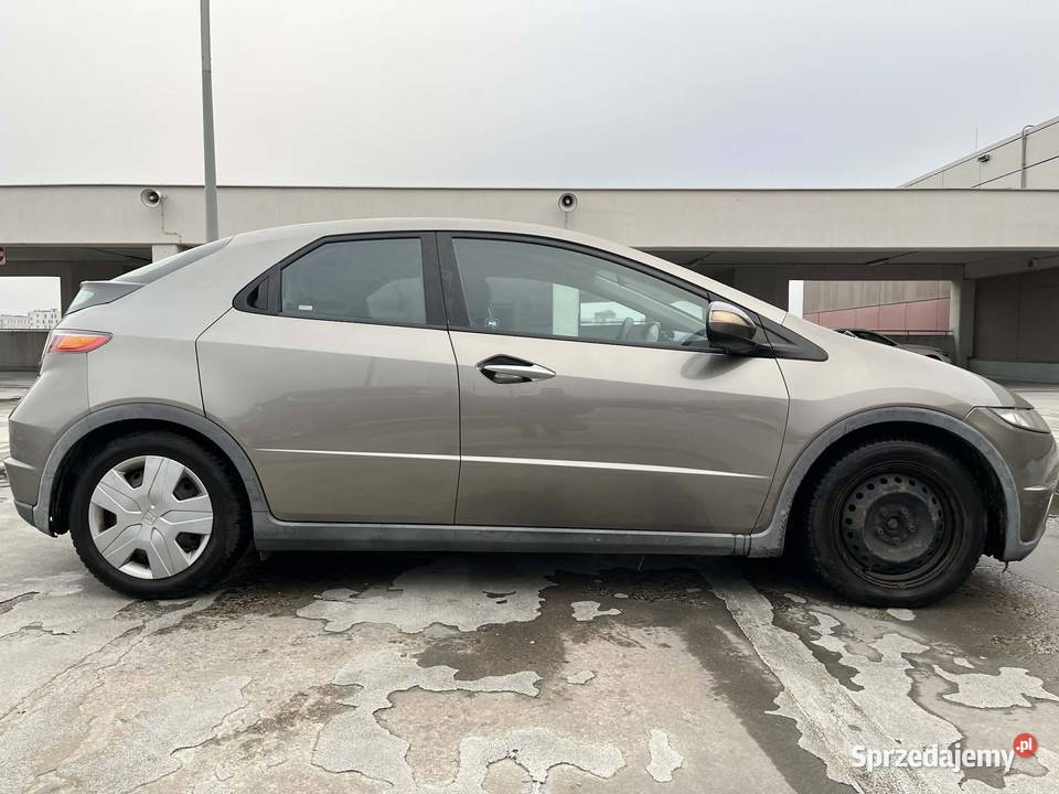 Honda CIVIC VIII UFO 14 BENZYNA Lublin