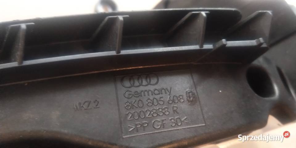 Audi A4 B8 0812 ślizg uchwyt reflektora prawy