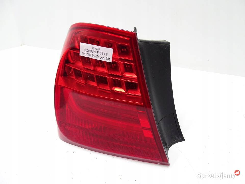 LAMPA LEWY LEWA TYŁ TYLNA W BŁOTNIK BMW E90 LIFT