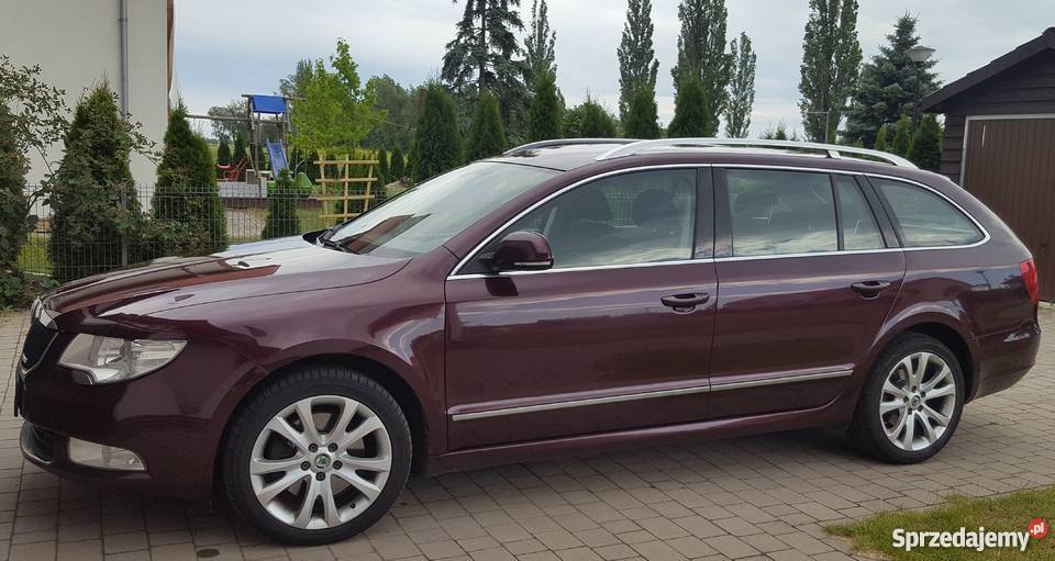 SKODA SUPERB II kombi Elegance 20 DSG TDI 125kW Rok produkcji 2011 Wrocław