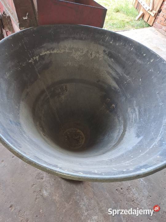 Siewnik do nawozów lejek Biała Piska