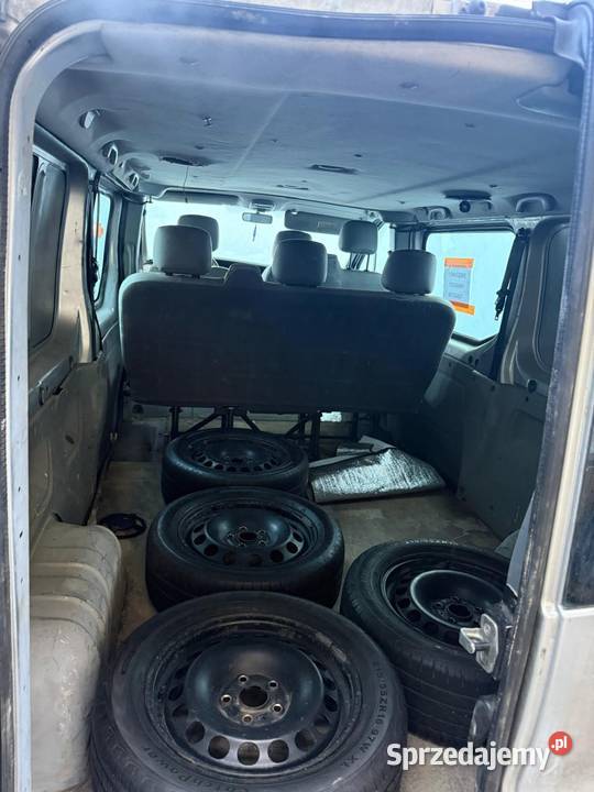 Renault Trafic 6 osobowy 25 2006r małopolskie Nowy Sącz