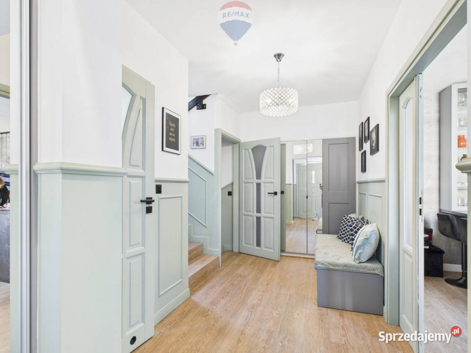 Duży Dom wolnostojący w Chwaszczynie