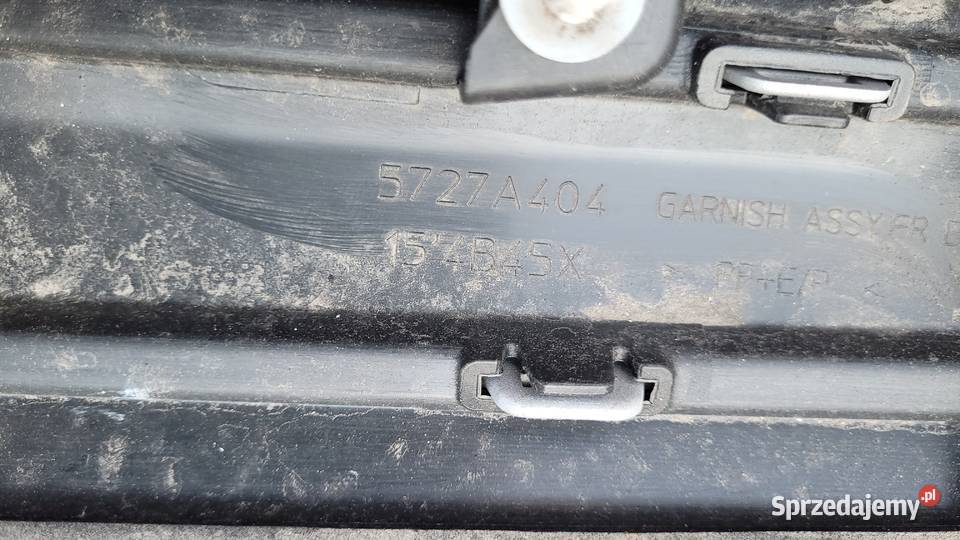 LISTWA DRZWI PRAWY PRZÓD MITSUBISHI OUTLANDER Ruda Śląska