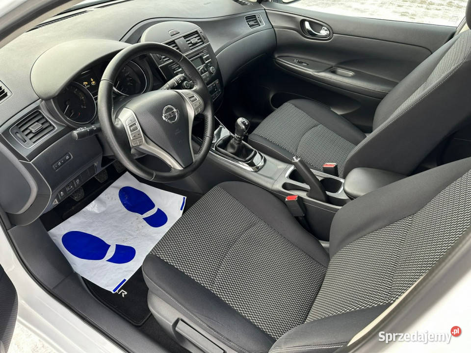 Nissan Pulsar 12B Klima Alufelgi Stan centralny zamek Ostrowiec Świętokrzyski