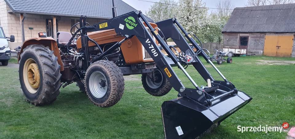 Wytrzymały Ładowacz Tur MF c360 Zetor Dostawa Na Kluczbork