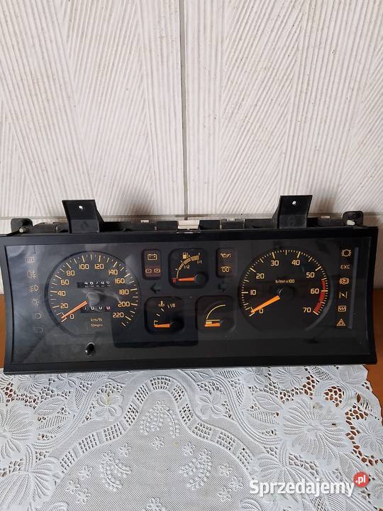 Renault 19 półka tylna i licznik Szprotawa sprzedam