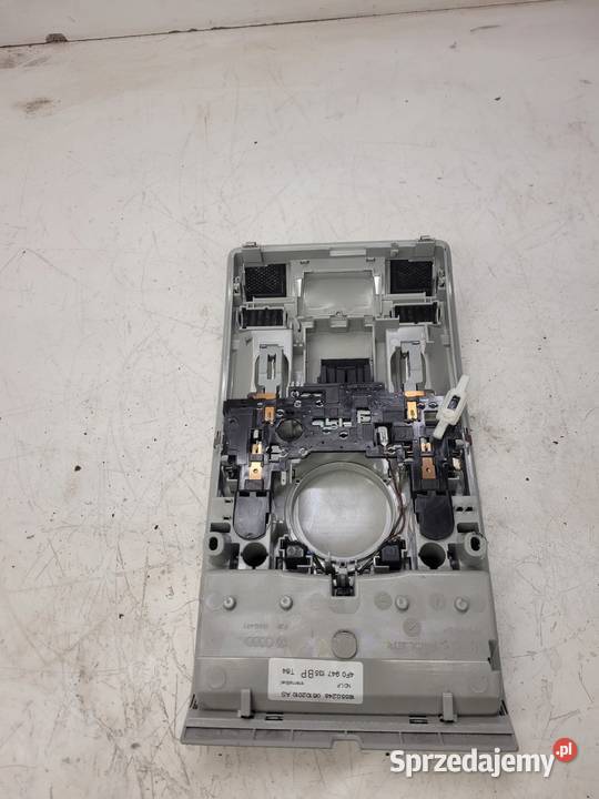 LAMPKA OŚWIETLENIE KABINY AUDI A6 C6 4F0947135BP Przystajń