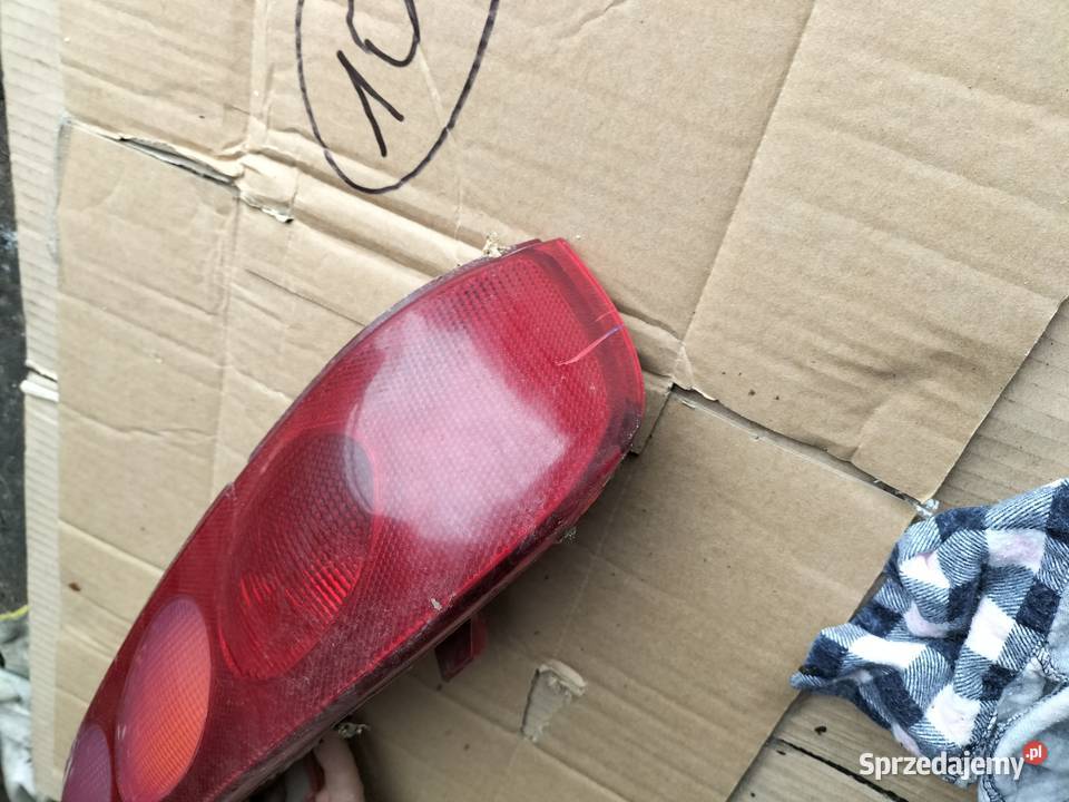 FIAT SEICENTO LAMPA TYŁ PRAWA Kamień-Kolonia