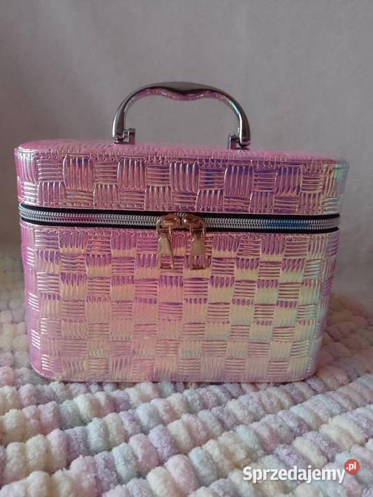 Hiszpański kuferek na biżuterię kosmetyczka z