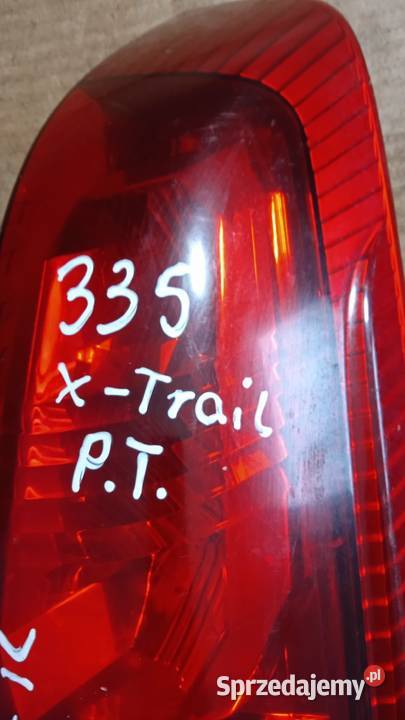 NISSAN XTRIALT30 SUV LAMPA TYŁ PRAWA osobowe Zbierkowo