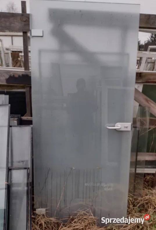 Drzwi wewnętrzne 88 x 203 szklane sklepowe
