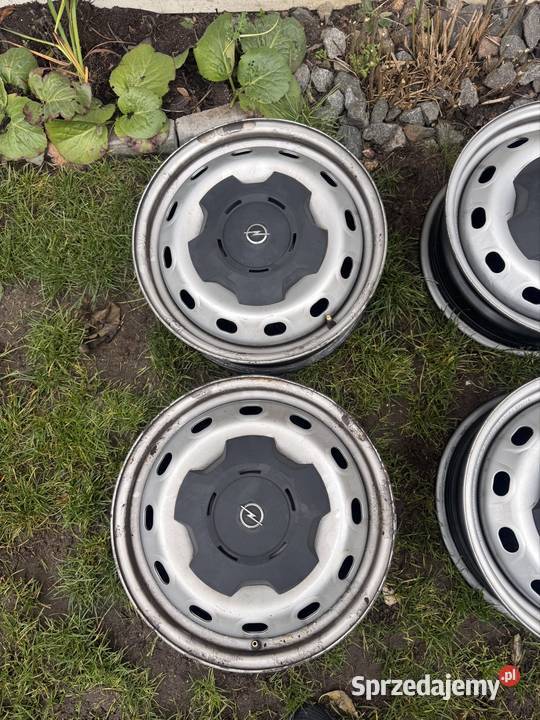 Felgi Opel Vivaro b trafic primaster 5x1143 Średnica 16" Białystok