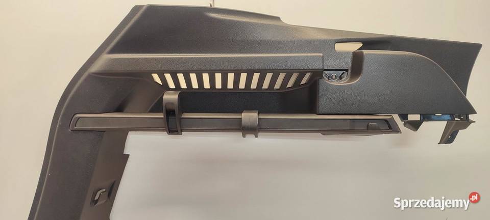 SKODA KAROQ BOCZEK BAGAŻNIKA LEWY 57A867761A osobowe Tapicerki samochodowe sprzedam