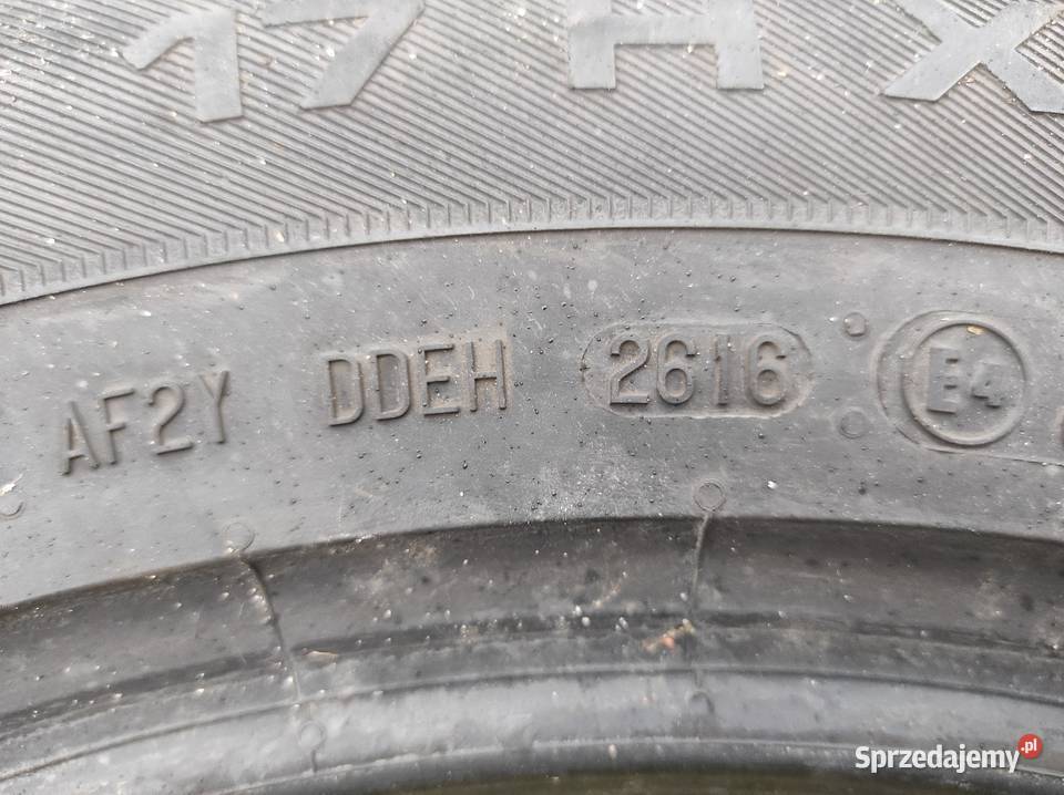 Opony zimowe 22565r17 Uniroyal SUV Rzgów