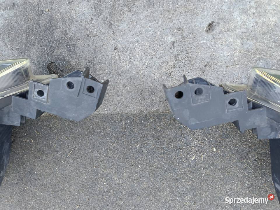 Mazda 3 2006r lampy przednie osobowe Toruń