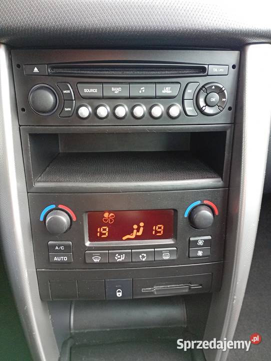 PEUGEOT 207SW 16 HDI 90 PANORAMA DACH I WŁAŚĆ Kombi Poznań