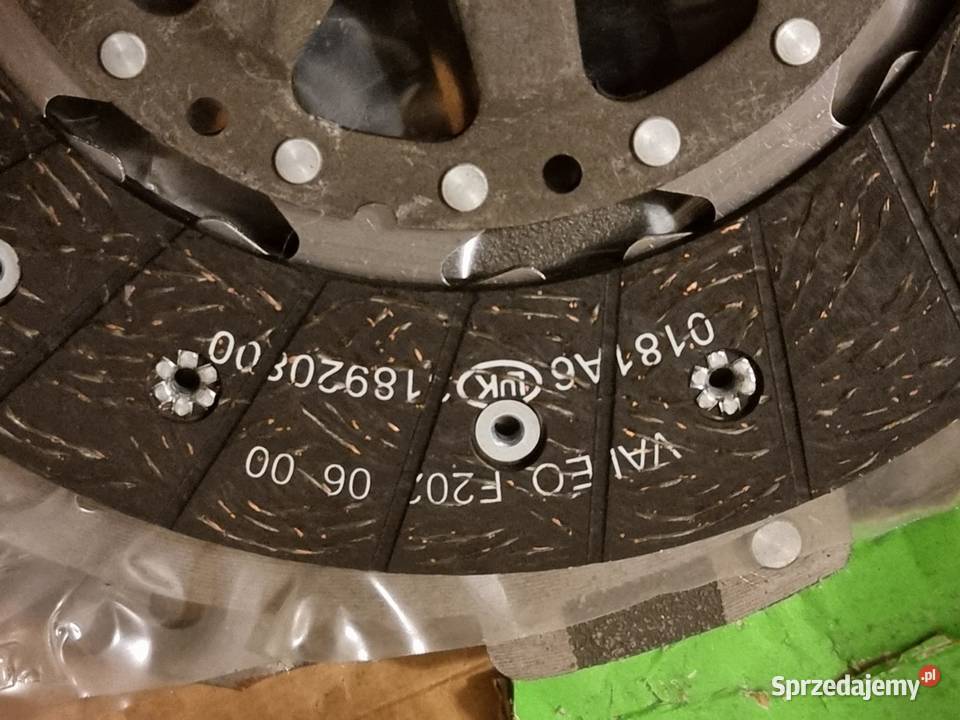 Zestaw sprzęgła VALEO 801177 SENATOR B Omega A osobowe Łódź