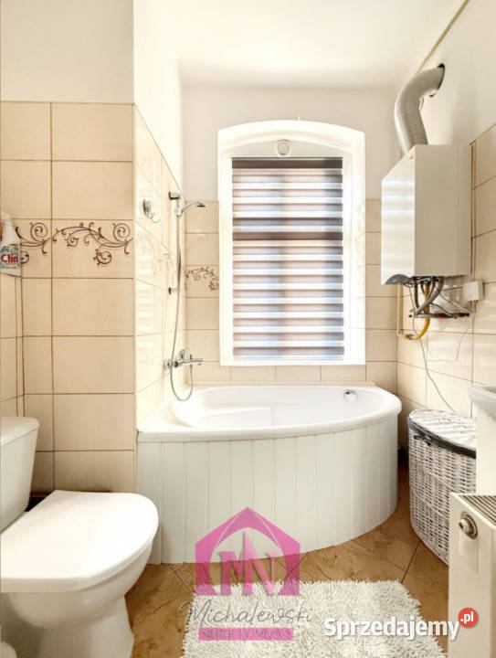 2 pokoje 1 piętro balkon piwnica 971 m sprzedaż Legnica sprzedam