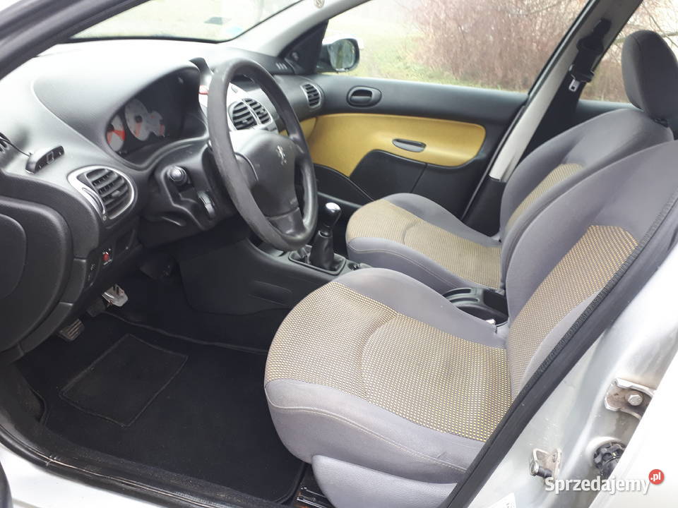 peugeot 206 14 hdi diesel mały przebieg Rok produkcji 2008