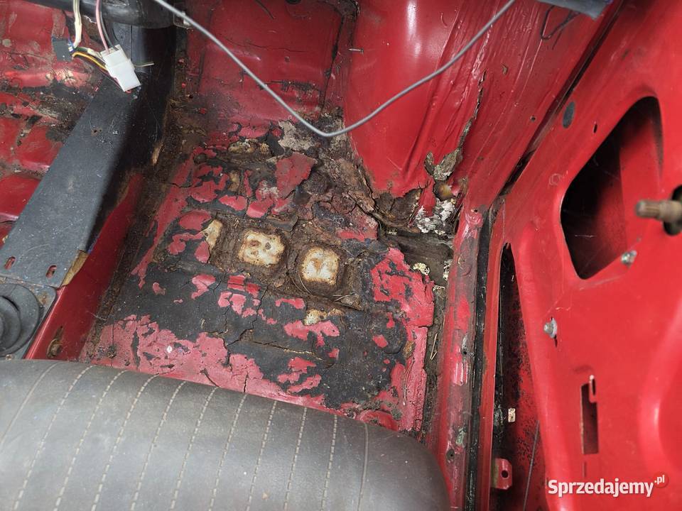 Sprzedam Fiat 126p Bez Dokumentów Plus Części Grodzisk Mazowiecki sprzedam