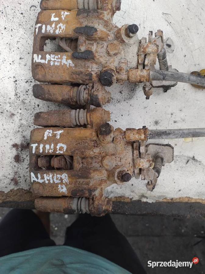 NISSAN ALMERA TINO zacisk jarzmo tył Kielce