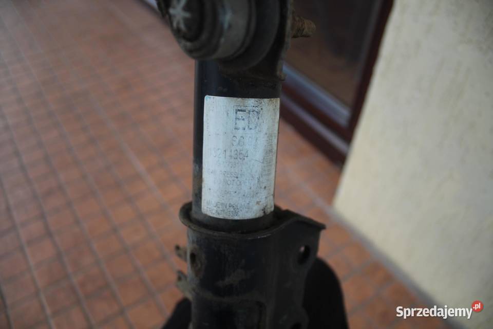 MCPHERSON AMORTYZATOR PRAWY PRZÓD OPEL CORSA D