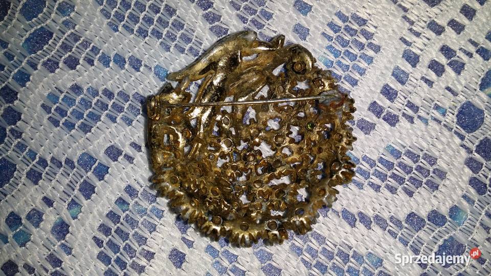 Stara broszka wielokolorowa