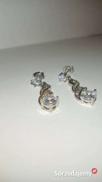 Długie kolczyki z cyrkoniami Nowy Sącz sprzedam