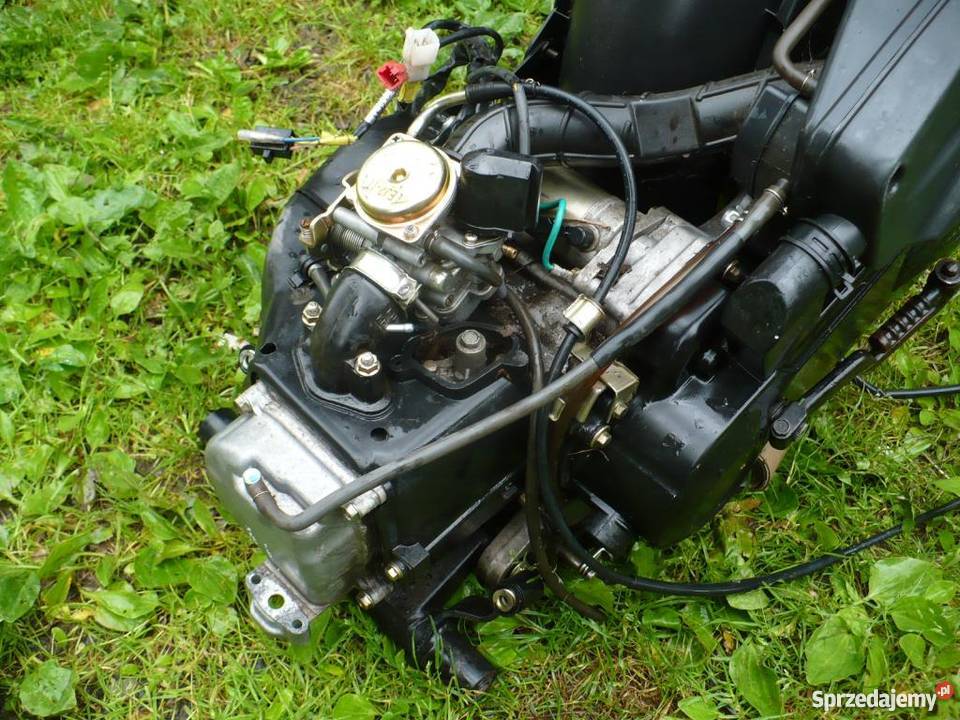 4T 50ccm Silnik kompletny KYMCO 8 CZĘŚCI Części sprzedam