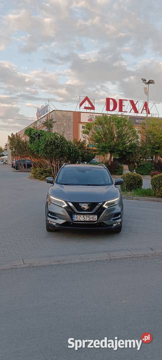 Nissan Qashqai Tekna Salon Polska Bezwypadkowy nawigacja Rzeszów sprzedam