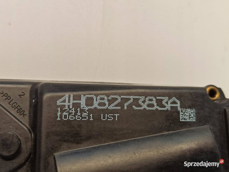 AUDI A7 ZAMEK TYLNEJ KLAPY DOCIĄG 4H0827383A