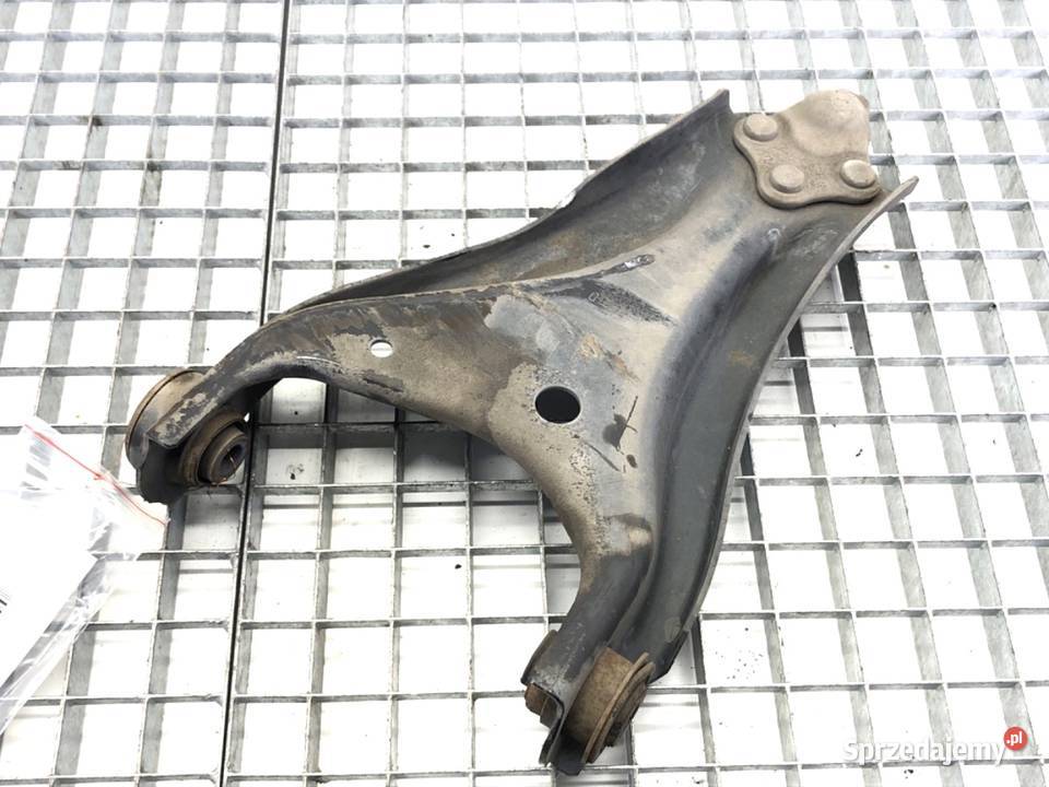 WAHACZ PRAWY PRZÓD DACIA DUSTER Hatchback 1018 podkarpackie